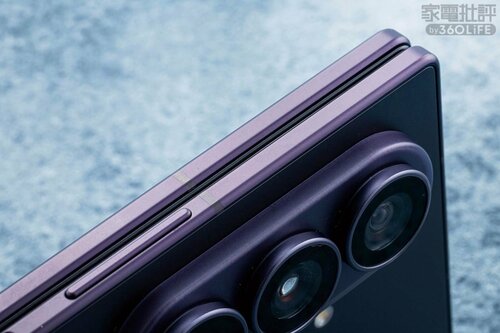 ＜機能性＞開閉もスムーズ！ 前モデル（「Galaxy Z Fold7」）より開けやすく進化 折りたたみスマホおすすめ イメージ