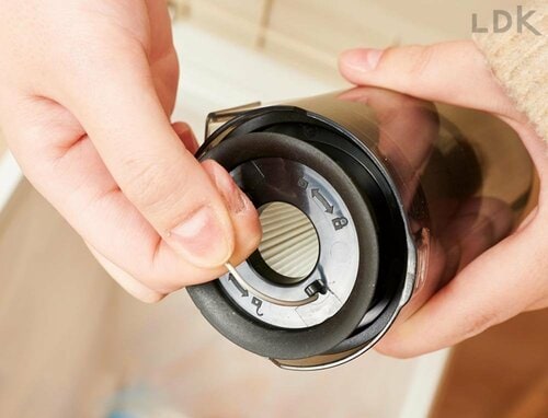 ゴミの捨てやすさ コードレス掃除機おすすめ イメージ