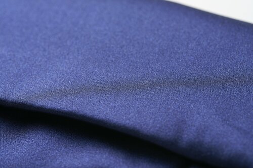 【着け心地】滑らかな肌触りで軽いフィット感が◎ 充電式ホットアイマスクおすすめ イメージ