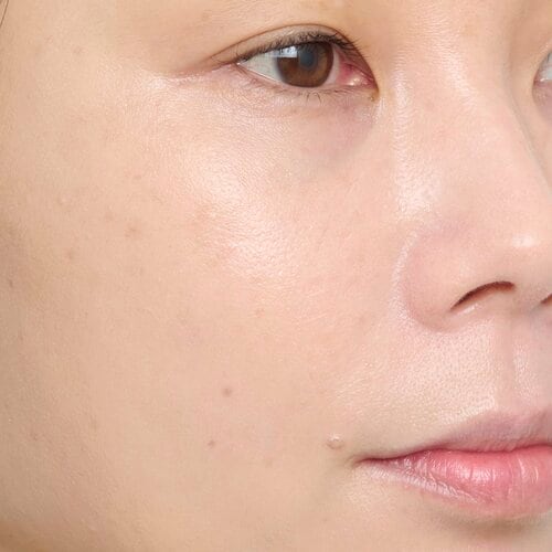 ファンデあり 黄ぐすみを補整する化粧下地おすすめ イメージ