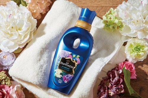 P&G:レノア ハピネス:クラッシーフローラルの香り