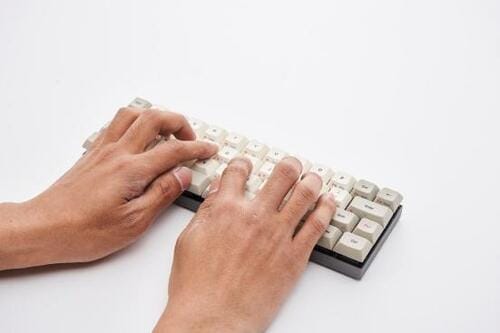 小さいけど妙に使いやすい！VORTEXの40％キーボード イメージ2