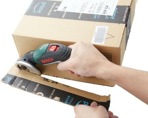 【検証3】マルチカッターに変身!ダンボールも安全にカット