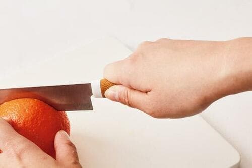 握りやすさだけ我慢のキャンドゥでもしっかり使えるナイフです