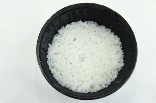▼炊きたてのご飯 料理家が選ぶ電子レンジ炊飯器おすすめ イメージ