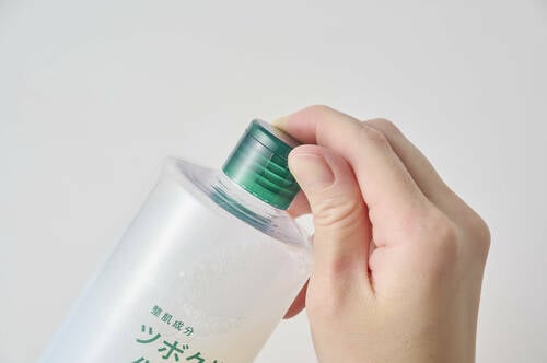 使用感： フタのつまみが浅くて開けにくい シカ化粧水おすすめ イメージ