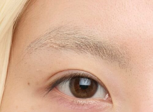 美眉度&自眉抑え度:色ムラやダマが気になる仕上がり 眉コンシーラーおすすめ イメージ