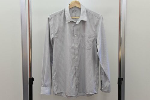 無印良品 アイロンがけのいらないシャツ ノンアイロンシャツおすすめ イメージ2