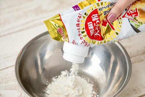 【A評価】袋のまま保存容器できるキャンドゥの回転式キャップ 詰め替えパッケージ用キャップおすすめ イメージ