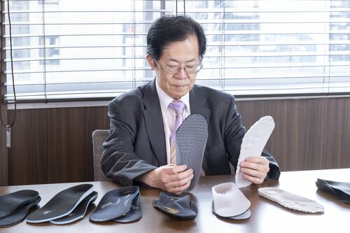 疲れにくいのはどれ？ 3つの項目で徹底検証 疲れないメンズインソールおすすめ イメージ2