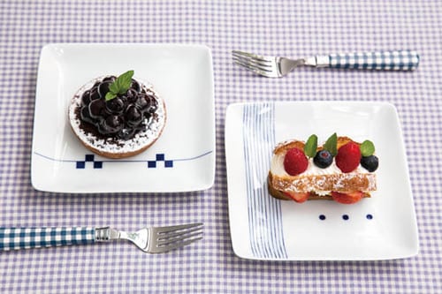 ⑨料理を問わない色柄でアレンジできるニトリの食器 イメージ