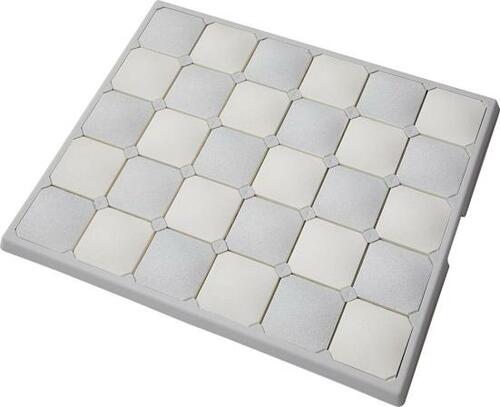 一枚板タイプより快適！ ニトリ「珪藻土使用タイルバスマット」 イメージ