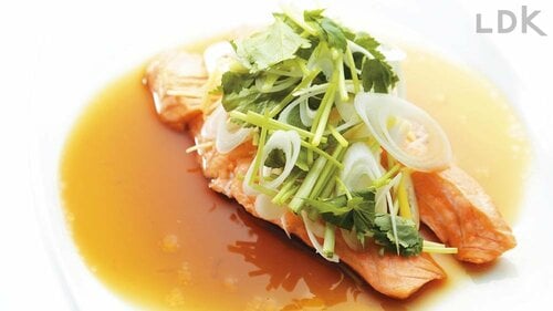 サーモンの蒸し煮の隠し味に カルディおすすめ イメージ