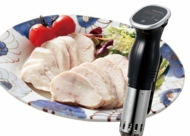 家庭でプロの味！ 特売お肉も絶品料理にする「低温調理器」ならサンコーでした｜『家電批評』が試してみました