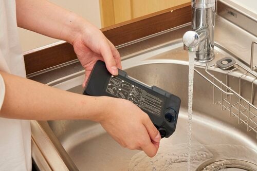 結果:指定エリアは一通り水拭きしてくれる! ただし床を濡らす水量は少なめです イメージ2