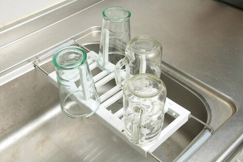 シンクの端に渡して干せる イメージ