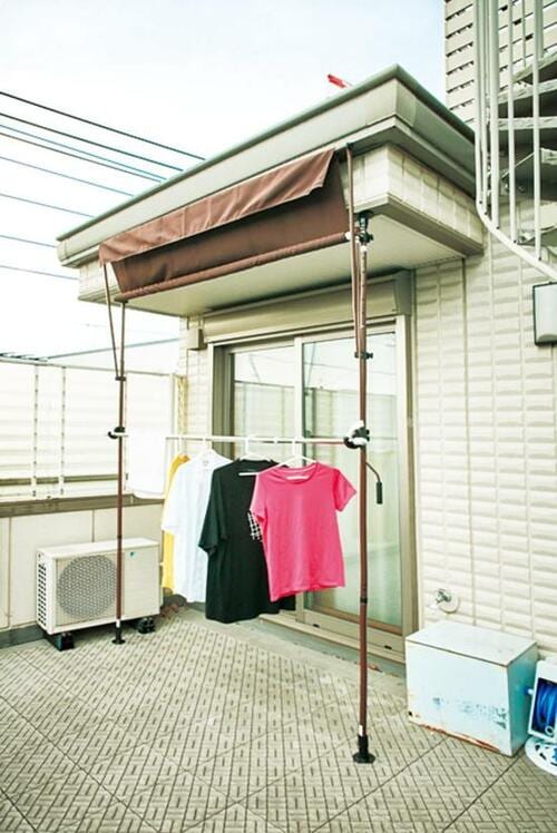雨でも晴れでもベランダ快適！「物干し竿付きオーニング」 イメージ2