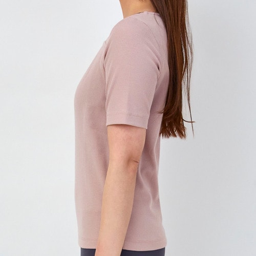 小さく見せるブラトップおすすめ ENYA-KARIN(エンヤカリン) 大きな 胸を小さく見せるブラタンク イメージ3