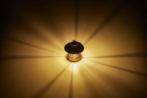 複数使いでアガる！ベアボーンズ「ミニ エジソン ランタン LED」 イメージ3