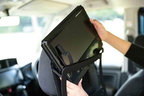 車の中でもBlu-rayが電源なしでも楽しめる