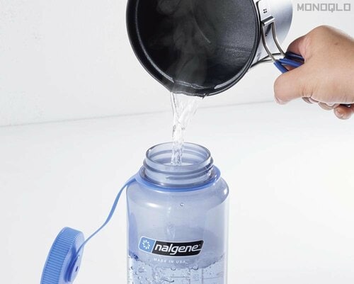 テストで実証:お湯を入れてもOK! 熱でゆがみません!! EPIgas「REVO-3700 ストーブ」と「ナルゲンボトル」おすすめ イメージ