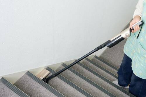 階段だってラクラク登れる LDKベストバイスティック掃除機おすすめ イメージ