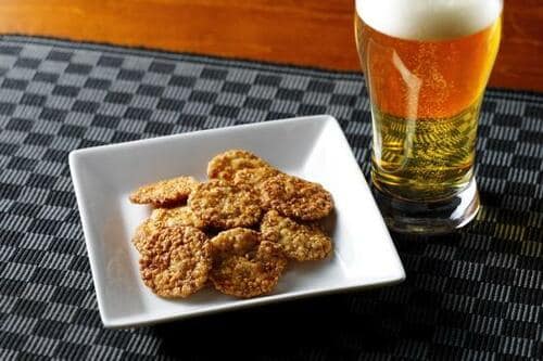 入荷直後に売り切れる「コオロギスナック」って? イメージ