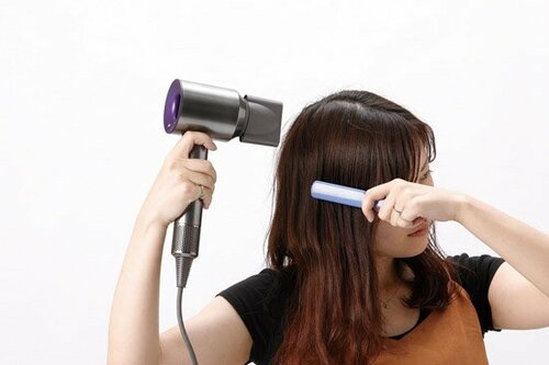 【ドライヤー部門】大風量&高風圧ロングヘアーも一気に乾きます