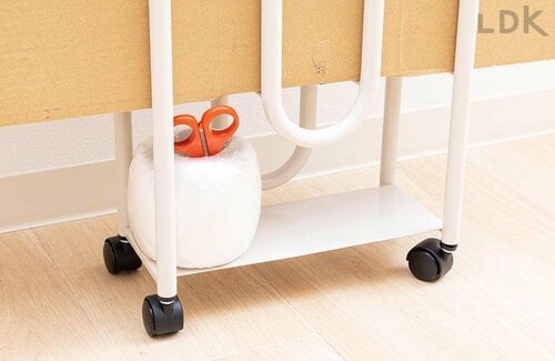 小物が置ける仕様だけどホコリが気になりそう イメージ