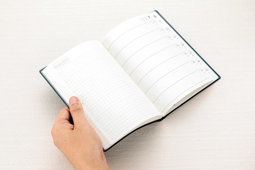 左手でスラスラ書ける「左ききの手帳2022」 イメージ3