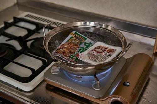 避難所の配給をあてにせず、食材は常に備蓄がキホン イメージ4