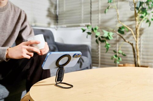 アームの動きが自由自在で設置しやすい スマホスタンドおすすめ イメージ