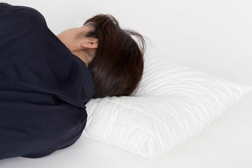 価格とは関係なし首をしっかり固定する枕