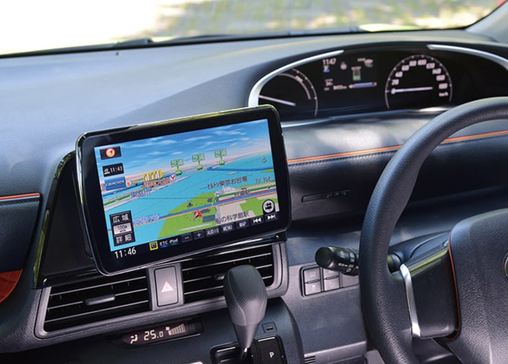 「スマホでナビ」派は見ないでください。全部入りカーナビの“プラスα”がヤバいんです