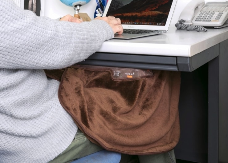 デスクでぬくぬく！テーブルヒーターおすすめランキング8選