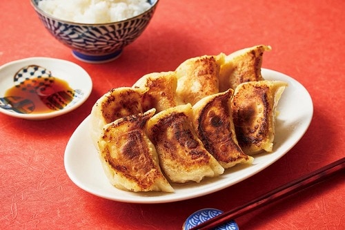 噛んだ瞬間肉汁があふれ出す！ 冷凍餃子おすすめ イメージ