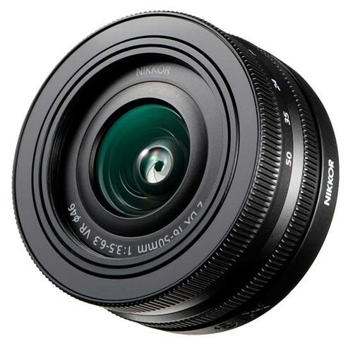 交換レンズは少ないけど、キットレンズの薄さはグッド！ イメージ