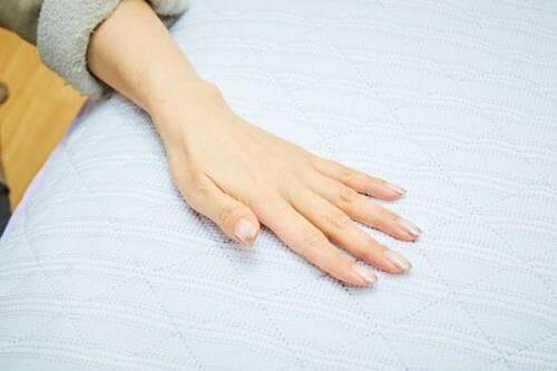 吸汗速乾で消臭機能付き！「ニットワッフル敷きパッド」 イメージ2