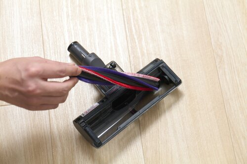 ②お手入れのラクさ 紙パック式コードレス掃除機おすすめ イメージ4