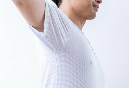 着心地 メンズ冷感インナーシャツおすすめ イメージ2