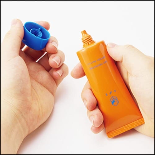 使用感：先細りノズル＆軽い質感が好評 メンズ日焼け止めおすすめ イメージ