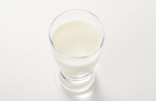 10位: 【10位】バランスのいい森永乳業「ラクトフェリン」 飲むヨーグルトおすすめ イメージ
