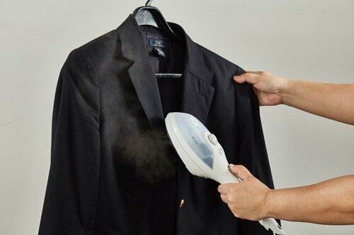 【No.24】10秒でスチームを噴射!忙しい朝に便利なハンディスチーマー