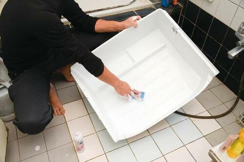 STEP1：食器用洗剤でゴシゴシ丸洗い イメージ