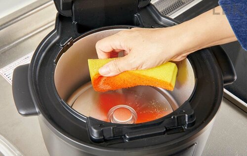 汚れが気になったら熱板もお手入れ イメージ