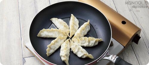 STEP3：餃子を並べる 冷凍餃子おすすめ イメージ