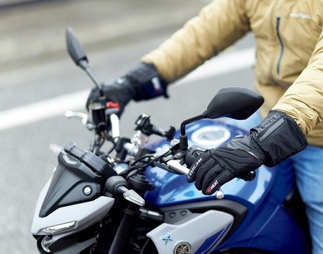 寒中ツーリングを快適にする電熱グローブがほしい！ バイク用電熱グローブおすすめ イメージ