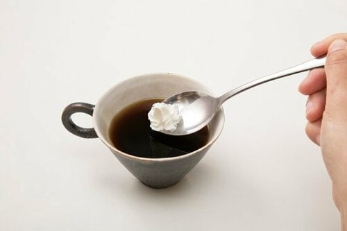 ［保存期間のめやす2～3週間］生クリームはコンテナで保存 イメージ4