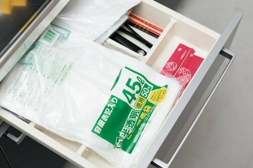 ［キッチン］ゴミ袋を美しくスマートに収納する イメージ