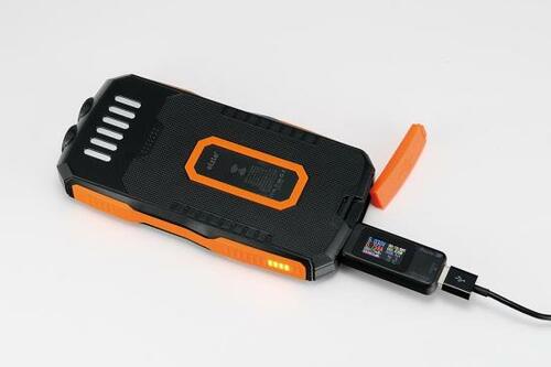 選び方のポイント4:充電スピードに影響するUSB出力ポートの電流・電圧 イメージ
